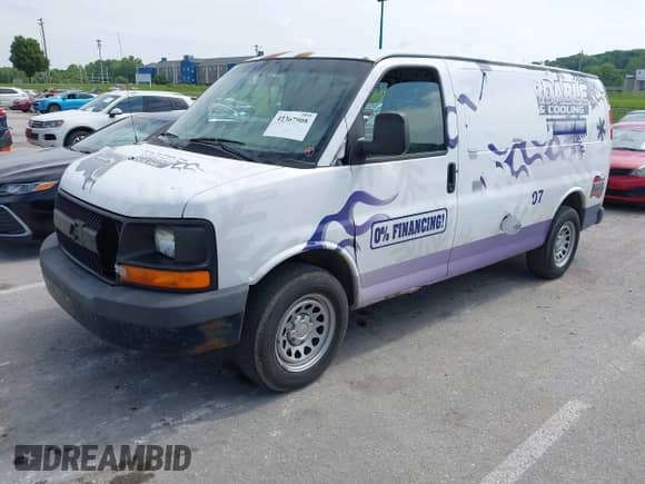 2009 Chevrolet Express Cargo with VIN 1GCFG15X791142631, listed as a IAAI auction lot 42367908 with 284,363 mi miles and . Bid and sale history available at DreamBid. Image 2.
