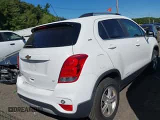 2018 Chevrolet Trax LT z VIN 3GNCJPSBXJL148749, wystawiony jako IAAI lot #43079662 z przebiegiem 180 651 mil mil oraz . Historia ofert i sprzedaży dostępna na DreamBid. Obrazek 4.