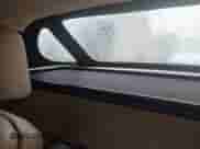 1999 Mercedes-Benz SL 500 z VIN WDBFA68F5XF172646, wystawiony jako IAAI lot #42696506 z przebiegiem 104 740 mil mil oraz . Historia ofert i sprzedaży dostępna na DreamBid. Obrazek 8.