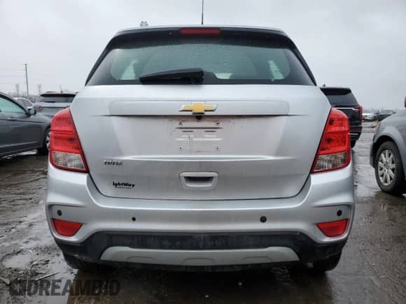 2018 Chevrolet Trax LS z VIN 3GNCJKSB4JL235839, wystawiony jako Copart lot #49869135 z przebiegiem 78 687 mil mil oraz Szkoda całkowita • Salvage title. Historia ofert i sprzedaży dostępna na DreamBid. Obrazek 6.