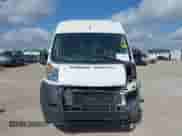 2020 Ram ProMaster Cargo z VIN 3C6TRVBG9LE105908, wystawiony jako IAAI lot #42561631 z przebiegiem 84 524 mil mil oraz . Historia ofert i sprzedaży dostępna na DreamBid. Obrazek 12.