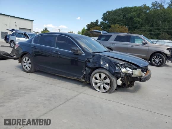 2009 Honda Accord EX-L с VIN 1HGCP26889A126486, выставлен на аукционе Copart как лот 70729915 с пробегом 237 859 миль миль и Списание • Salvage title. История ставок и продаж доступна на DreamBid. Изображение 4.