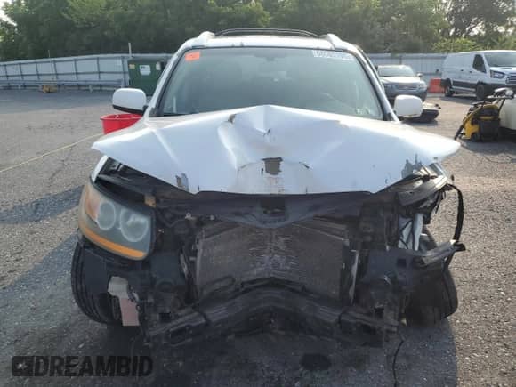 2011 Hyundai Santa Fe Limited с VIN 5XYZKDAG5BG079893, выставлен на аукционе Copart как лот 68065195 с пробегом 233 285 миль миль и Списание • Salvage title. История ставок и продаж доступна на DreamBid. Изображение 5.