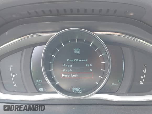 2015 Volvo S60 T5 Drive-E Premier with VIN YV126MFB0F2301169, listed as a IAAI auction lot 42500241 with 71,732 mi miles and . Bid and sale history available at DreamBid. Image 7.