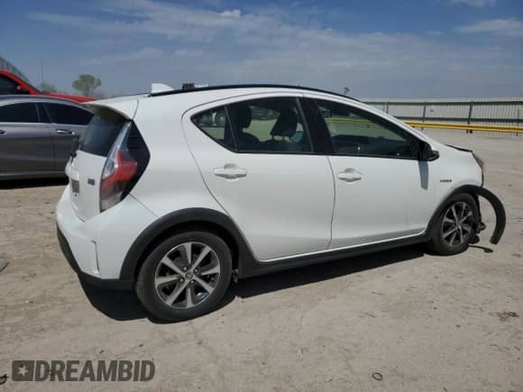 2018 Toyota Prius One z VIN JTDKDTB3XJ1614524, wystawiony jako Copart lot #53391615 z przebiegiem Nie podano mil oraz Szkoda całkowita • Salvage title. Historia ofert i sprzedaży dostępna na DreamBid. Obrazek 3.