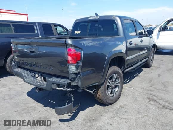 2019 Toyota Tacoma SR5 с VIN 3TMAZ5CN3KM084409, выставлен на аукционе IAAI как лот 43076335 с пробегом 73 078 миль миль и . История ставок и продаж доступна на DreamBid. Изображение 4.