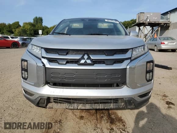 2020 Mitsubishi Outlander SE z VIN JA4AP4AU9LU030565, wystawiony jako Copart lot #80143545 z przebiegiem 84 002 mil mil oraz Nie do naprawy • Non repairable. Historia ofert i sprzedaży dostępna na DreamBid. Obrazek 5.