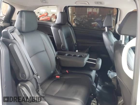 2025 Honda Odyssey EX-L with VIN 5FNRL6H66SB071749, listed as a IAAI auction lot 42712970 with 888 mi miles and . Bid and sale history available at DreamBid. Image 8.