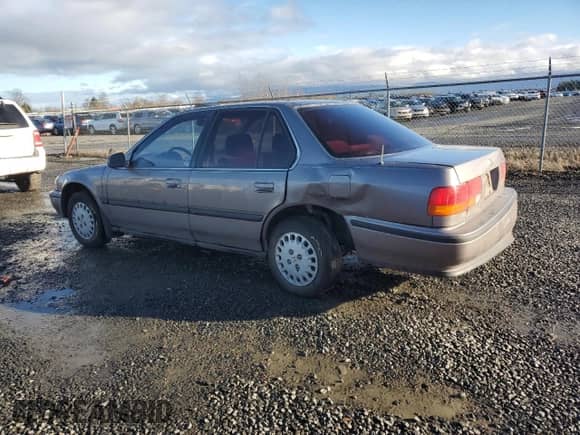 1992 Honda Accord LX z VIN JHMCB7651NC030132, wystawiony jako Copart lot #85348914 z przebiegiem 240 380 mil mil oraz Szkoda całkowita • Salvage title. Historia ofert i sprzedaży dostępna na DreamBid. Obrazek 2.