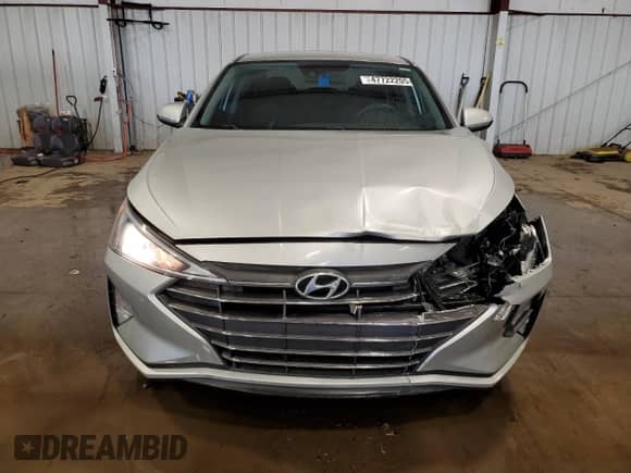 2019 Hyundai Elantra SEL z VIN 5NPD84LF3KH433450, wystawiony jako Copart lot #47722205 z przebiegiem 104 882 mil mil oraz Szkoda całkowita • Salvage title. Historia ofert i sprzedaży dostępna na DreamBid. Obrazek 5.