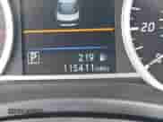 2019 Nissan Sentra SV z VIN 3N1AB7AP1KY355659, wystawiony jako IAAI lot #42922371 z przebiegiem 115 411 mil mil oraz . Historia ofert i sprzedaży dostępna na DreamBid. Obrazek 16.