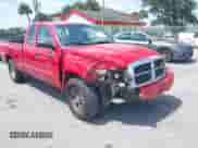 2007 Dodge Dakota ST with VIN 1D7HE22KX7S147462, listed as a IAAI auction lot 40133063 with 139,256 mi miles and . Bid and sale history available at DreamBid. Image 6.