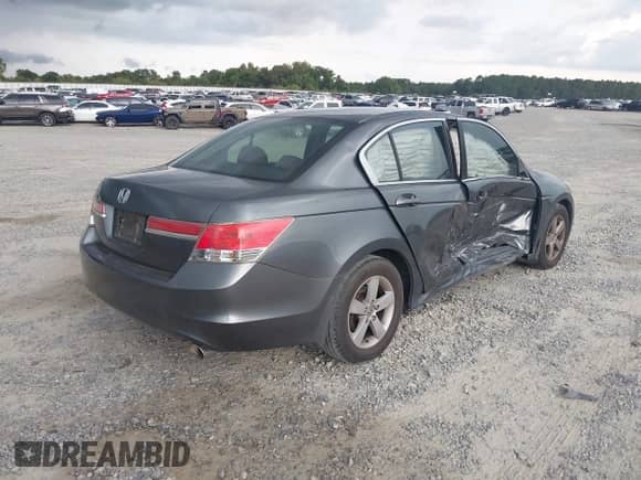 2012 Honda Accord LX z VIN 1HGCP2F38CA103849, wystawiony jako IAAI lot #42859916 z przebiegiem 185 753 mil mil oraz . Historia ofert i sprzedaży dostępna na DreamBid. Obrazek 4.