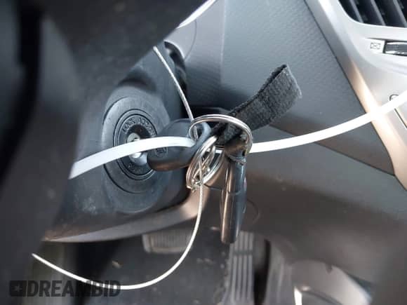 2015 Hyundai Veloster with VIN KMHTC6AD8FU224638, listed as a IAAI auction lot 43144619 with 173,940 mi miles and . Bid and sale history available at DreamBid. Image 11.