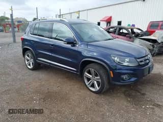 2016 Volkswagen Tiguan SEL with VIN WVGBV7AX0GW076285, listed as a IAAI auction lot 42759877 with 119,956 mi miles and . Bid and sale history available at DreamBid. Image 1.