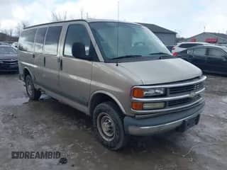 2002 Chevrolet Express с VIN 1GAGG25R121216538, выставлен на аукционе IAAI как лот 41573071 с пробегом 205 409 миль миль и . История ставок и продаж доступна на DreamBid. Изображение 1.