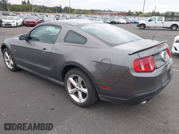 2010 Ford Mustang GT с VIN 1ZVBP8CH5A5131852, выставлен на аукционе IAAI как лот 43409906 с пробегом 178 908 миль миль и . История ставок и продаж доступна на DreamBid. Изображение 3.