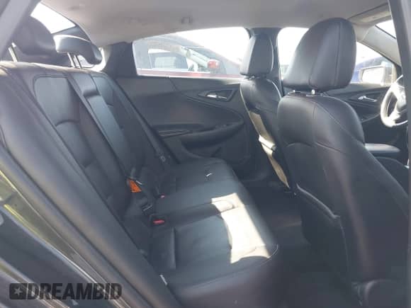 2016 Chevrolet Malibu LT z VIN 1G1ZE5ST2GF293090, wystawiony jako IAAI lot #43261930 z przebiegiem 210 827 mil mil oraz . Historia ofert i sprzedaży dostępna na DreamBid. Obrazek 8.