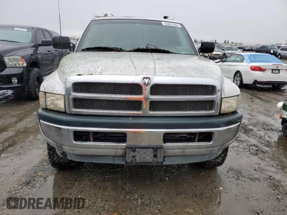 1997 Dodge 2500 with VIN 3B7KF23Z1VG817798, listed as a Copart auction lot 83831094 with 97,693 mi miles and Clean title. Bid and sale history available at DreamBid. Image 5.