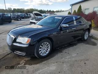 2014 Chrysler 300 с VIN 2C3CCAAG6EH127977, выставлен на аукционе Copart как лот 85892445 с пробегом 125 390 миль миль и Списание • Salvage title. История ставок и продаж доступна на DreamBid. Изображение 1.