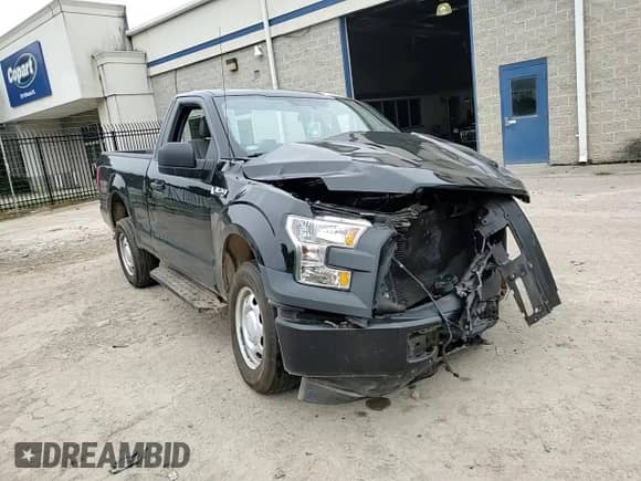 2017 Ford F-150 XL z VIN 1FTMF1C82HKC52002, wystawiony jako Copart lot #84726465 z przebiegiem Nie podano mil oraz Szkoda całkowita • Salvage title. Historia ofert i sprzedaży dostępna na DreamBid. Obrazek 13.