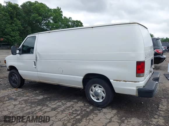 2011 Ford Econoline Cargo Commercial with VIN 1FTNE1EW6BDA82354, listed as a IAAI auction lot 42340908 with 312,950 mi miles and . Bid and sale history available at DreamBid. Image 14.