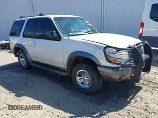 1999 Ford Explorer с VIN 1FMYU22E2XUC69949, выставлен на аукционе IAAI как лот 43340828 с пробегом 275 871 миль миль и . История ставок и продаж доступна на DreamBid. Изображение 1.