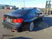 2013 BMW 3 Series 335i с VIN WBA3A9G58DNP38070, выставлен на аукционе IAAI как лот 43452288 с пробегом 86 119 миль миль и . История ставок и продаж доступна на DreamBid. Изображение 4.