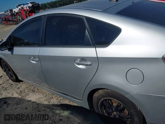 2012 Toyota Prius One с VIN JTDKN3DU2C5447039, выставлен на аукционе IAAI как лот 43096788 с пробегом 316 804 миль миль и . История ставок и продаж доступна на DreamBid. Изображение 14.