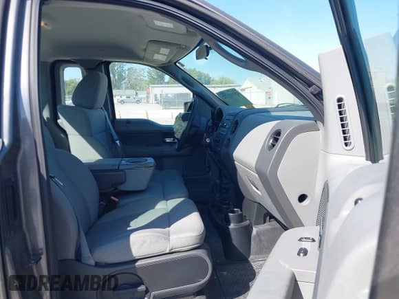 2008 Ford F-150 XL with VIN 1FTRF14W18KD62574, listed as a IAAI auction lot 43193122 with 66,877 mi miles and . Bid and sale history available at DreamBid. Image 5.