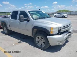 2010 Chevrolet Silverado 1500 LTZ with VIN 3GCRKTE33AG172672, listed as a IAAI auction lot 42691349 with 276,061 mi miles and . Bid and sale history available at DreamBid. Image 1.