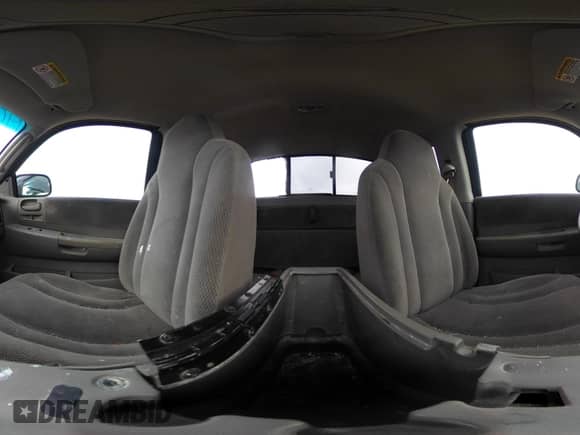 2001 Dodge Dakota Sport z VIN 1B7GG22N81S220121, wystawiony jako IAAI lot #41907923 z przebiegiem Nie podano mil oraz . Historia ofert i sprzedaży dostępna na DreamBid. Obrazek 18.
