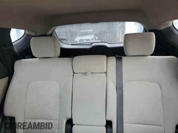 2014 Hyundai Santa Fe с VIN 5XYZUDLB9EG198711, выставлен на аукционе Copart как лот 63711585 с пробегом 87 418 миль миль и Чистый • Clean title. История ставок и продаж доступна на DreamBid. Изображение 10.