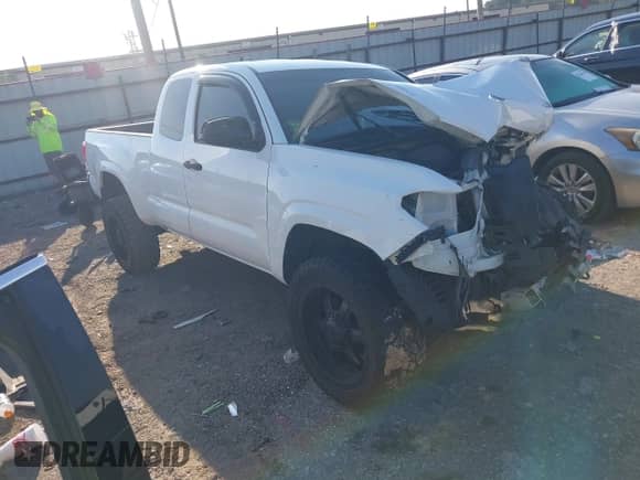 2017 Toyota Tacoma SR с VIN 5TFSX5EN6HX056582, выставлен на аукционе IAAI как лот 43173363 с пробегом 119 629 миль миль и . История ставок и продаж доступна на DreamBid. Изображение 1.