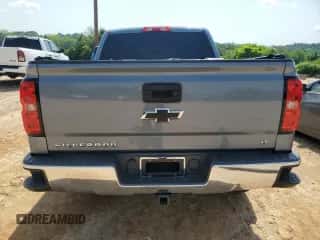 2016 Chevrolet Silverado 1500 LT z VIN 3GCPCREC9GG197947, wystawiony jako Copart lot #57038115 z przebiegiem 336 866 mil mil oraz Szkoda całkowita • Salvage title. Historia ofert i sprzedaży dostępna na DreamBid. Obrazek 6.