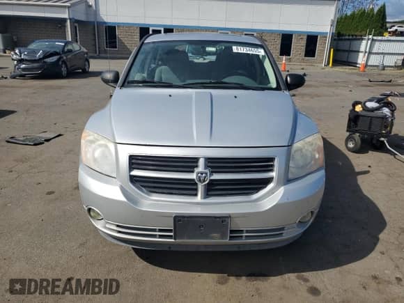 2007 Dodge Caliber SXT z VIN 1B3HB48B07D315802, wystawiony jako Copart lot #81734655 z przebiegiem 174 760 mil mil oraz Szkoda całkowita • Salvage title. Historia ofert i sprzedaży dostępna na DreamBid. Obrazek 5.