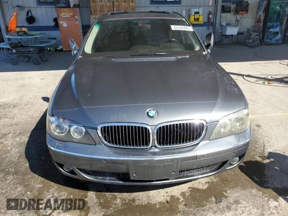2007 BMW 7 Series 750i z VIN WBAHL83577DT10369, wystawiony jako Copart lot #49285885 z przebiegiem 95 291 mil mil oraz Szkoda całkowita • Salvage title. Historia ofert i sprzedaży dostępna na DreamBid. Obrazek 5.