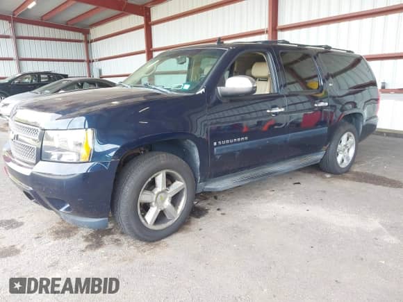2008 Chevrolet Suburban 2LT с VIN 1GNFK16338J226994, выставлен на аукционе IAAI как лот 43363534 с пробегом 165 822 миль миль и . История ставок и продаж доступна на DreamBid. Изображение 2.