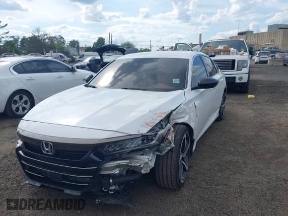 2022 Honda Accord Sport с VIN 1HGCV1F30NA103931, выставлен на аукционе IAAI как лот 43110180 с пробегом 65 785 миль миль и . История ставок и продаж доступна на DreamBid. Изображение 2.