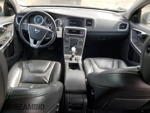 2013 Volvo S60 T5 Premier с VIN YV1612FS6D1220622, выставлен на аукционе Copart как лот 81965785 с пробегом 96 349 миль миль и Списание • Salvage title. История ставок и продаж доступна на DreamBid. Изображение 8.