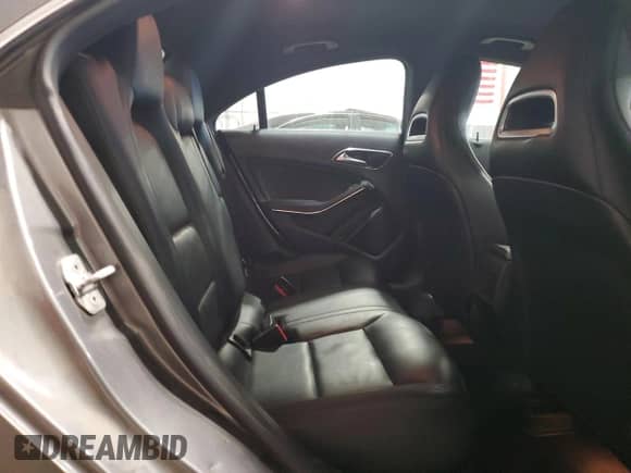 2014 Mercedes-Benz CLA 250 с VIN WDDSJ4GB5EN084594, выставлен на аукционе Copart как лот 81191195 с пробегом 120 649 миль миль и Списание • Salvage title. История ставок и продаж доступна на DreamBid. Изображение 10.