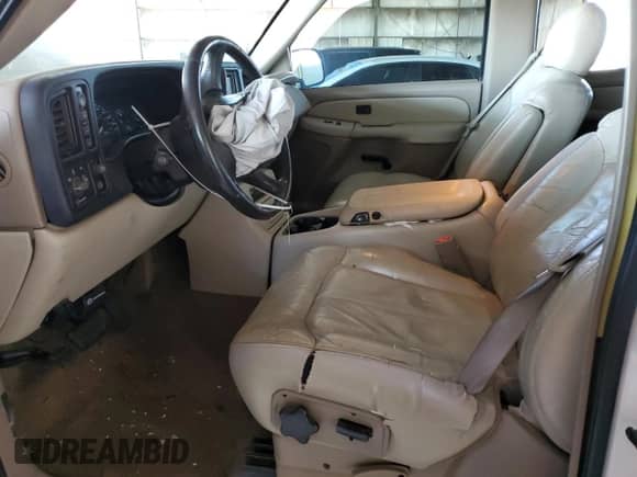 2002 Chevrolet Tahoe Z71 с VIN 1GNEK13Z02R274661, выставлен на аукционе Copart как лот 62600085 с пробегом 135 780 миль миль и Списание • Salvage title. История ставок и продаж доступна на DreamBid. Изображение 7.