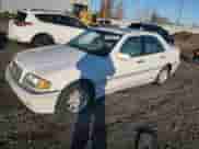 1998 Mercedes-Benz C 230/260/280/320 z VIN WDBHA29G8WA610354, wystawiony jako Copart lot #83487324 z przebiegiem Nie podano mil oraz Czysty tytuł • Clean title. Historia ofert i sprzedaży dostępna na DreamBid. Obrazek 1.