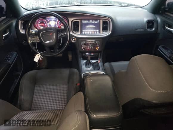 2019 Dodge Charger GT z VIN 2C3CDXHG5KH671016, wystawiony jako Copart lot #84523375 z przebiegiem 131 766 mil mil oraz Czysty tytuł • Clean title. Historia ofert i sprzedaży dostępna na DreamBid. Obrazek 8.