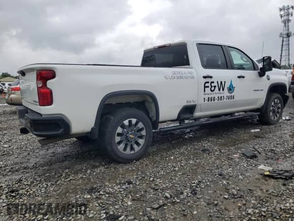 2022 Chevrolet Silverado 2500 с VIN 1GC4WME75NF220588, выставлен на аукционе Copart как лот 58151575 с пробегом 66 918 миль миль и Списание • Salvage title. История ставок и продаж доступна на DreamBid. Изображение 3.