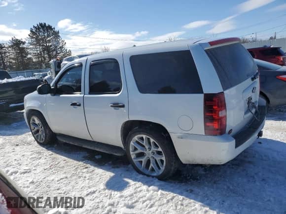 2012 Chevrolet Tahoe Commercial с VIN 1GNSK2E03CR277658, выставлен на аукционе Copart как лот 46467185 с пробегом 242 827 миль миль и Списание • Salvage title. История ставок и продаж доступна на DreamBid. Изображение 2.