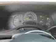 2006 Chevrolet Suburban LS z VIN 1GNFK16Z76J170074, wystawiony jako Copart lot #61898635 z przebiegiem 284 436 mil mil oraz Szkoda całkowita • Salvage title. Historia ofert i sprzedaży dostępna na DreamBid. Obrazek 9.