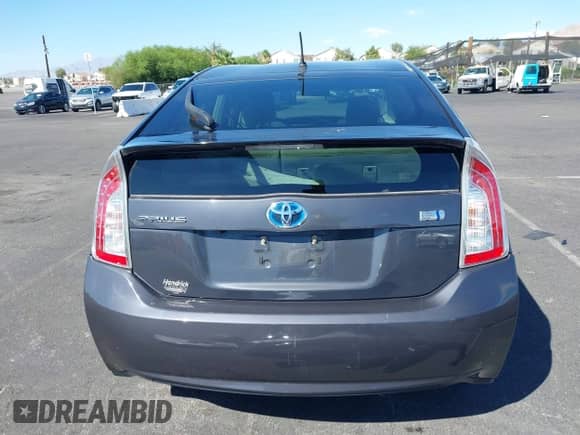 2015 Toyota Prius Two with VIN JTDKN3DU0F0434873, listed as a IAAI auction lot 43346990 with 92,891 mi miles and . Bid and sale history available at DreamBid. Image 17.