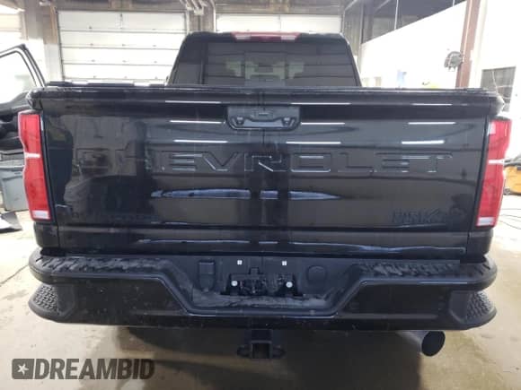 2024 Chevrolet Silverado 3500HD High Country с VIN 2GC4YVEY8R1243305, выставлен на аукционе Copart как лот 46139215 с пробегом 18 064 миль миль и Списание • Salvage title. История ставок и продаж доступна на DreamBid. Изображение 6.