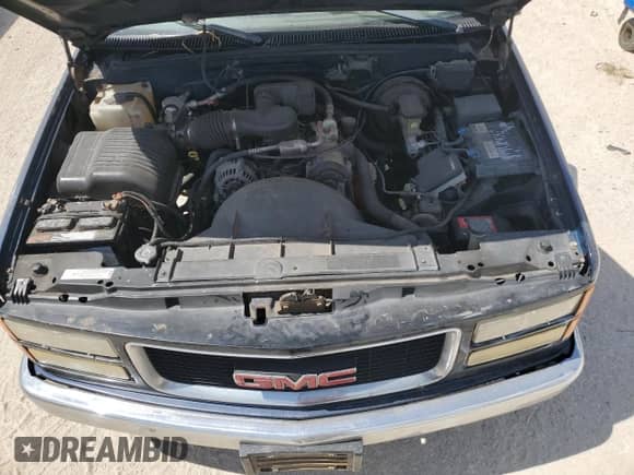 1998 GMC Sierra 1500 z VIN 1GTEC19W5WE518398, wystawiony jako Copart lot #73168034 z przebiegiem 356 084 mil mil oraz Szkoda całkowita • Salvage title. Historia ofert i sprzedaży dostępna na DreamBid. Obrazek 11.